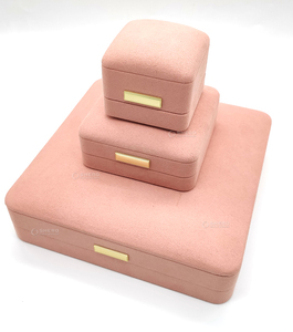 Caja de terciopelo Shero caja abierta geométrica de franela rosa para uso de COLLAR COLGANTE - Product Image 3