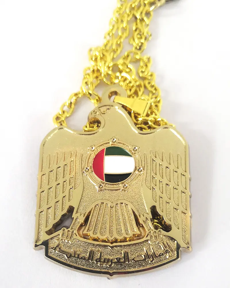 Dubai Falcon Auto hängen Halskette Anhänger UAE National Day Geschenk