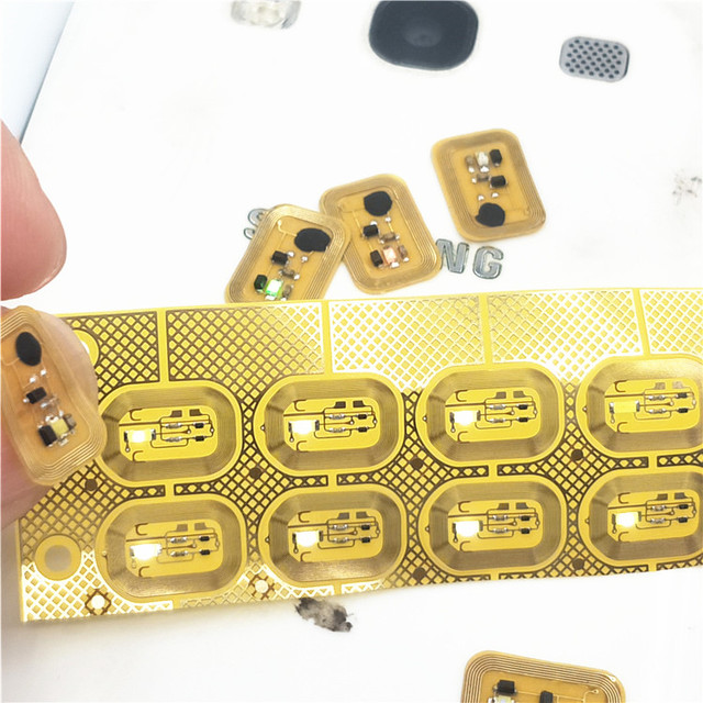 2020 New Fashion 13.56MHz NFC Nail LED Sticker RFID Communication Built-in NFC Chip for DIY Party Shows Nail Art Light Sticker