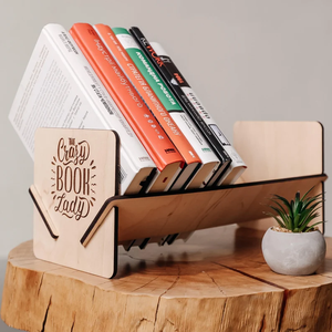 Estante para Libros de Madera Minimalista con Diseño Grabado con Láser para Organizar el Escritorio, Soporte para Libros Moderno, Estante Decorativo, Accesorio de Lectura - Product Image 1