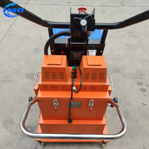 Pulidora de Pisos de Concreto Manual Nueva con Aspiradora Externa en Venta, Equipada con Motor Automático y Componentes de Motor - Product Image 4