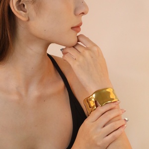New Arrival Fashion Stainless Steel Irregular Opening Cuff <b>Bracelets</b> Exaggerated Wholesale <b>Chunky</b> Bangle Jewelry for Women - Product Image 3