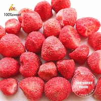 Oem Fabriek Leverancier Plastic Fles Knapperige Gevriesdroogde Gesneden Aardbeien Chinese Aardbei Snacks