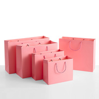 Sacs en papier personnalisés avec logo, emballage cadeau de luxe, matériaux recyclés, rose clair, finition brillante UV, laminage doré, ruban, bonbons, sous-vêtements pour femmes