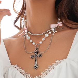 2024วินเทจสีเงินขนาดใหญ่สร้อยคอไขว้สีดำสีขาวลูกปัดโบว์สร้อยคอสำหรับผู้หญิงเครื่องประดับงานปาร์ตี้ฮาโลวีนของขวัญ - Product Image 4