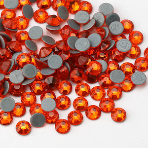 Bán Buôn Chất Lượng Cao Màu Đen SS6-SS30 <span class=keywords><strong>Strass</strong></span> Đá Sửa Chữa Nóng Phẳng Trở Lại Tinh Thể Thủy Tinh Rhinestone Sắt Trên Thạch - Product Image 5