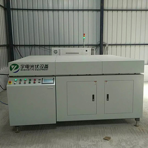 Laminador de módulo PV semiautomático de calefacción de aceite radiante 1500*2600mm planta de fabricación de paneles solares pantalla táctil PLC alemana - Product Image 1