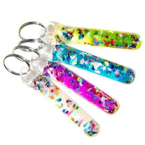 Nhãn hiệu riêng chất lỏng Keychain Nhà cung cấp tuyệt vời Leak-proof thiết kế thiết kế Keychain sang trọng nước dầu đầy Acrylic Keychain - Product Image 1