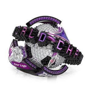 Bague de championnat d'équipe avec nom <span class=keywords><strong>et</strong></span> logo personnalisés en 3D Bijoux de champion de football en alliage avec diamant pour cadeaux - Product Image 1