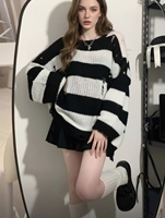 Pull en maille chic rayé et déchiré - Pull ample et décontracté pour femme, haut tendance automne/hiver avec déchirures et blocs de couleurs audacieux