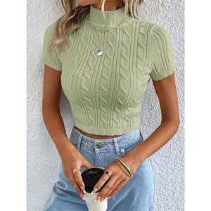 Suéter de Punto Trenzado con Cuello Alto y Manga Corta Color Leche Talla XS para Mujer - Product Image 6