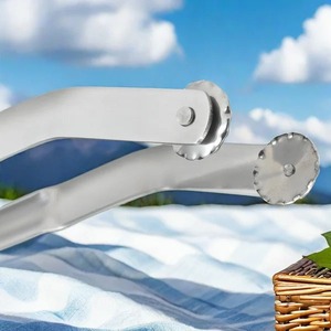 MAGNIFIQUE Gadgets de cuisine <span class=keywords><strong>Pince</strong></span> à <span class=keywords><strong>saucisse</strong></span> pour <span class=keywords><strong>barbecue</strong></span> <span class=keywords><strong>Pince</strong></span> à <span class=keywords><strong>barbecue</strong></span> en acier inoxydable <span class=keywords><strong>Pince</strong></span> de cuisine polyvalente à long manche - Product Image 5