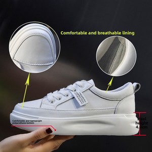 Nouvelles baskets décontractées en cuir véritable pour femme, couleur blanche, à semelle épaisse et design plat, idéales pour l'extérieur en été 2025 - Product Image 4