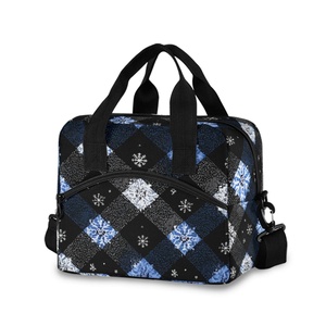 Christmas Design Customs logo Fashion Waterproof Zipper Lunch Cooler Bag Large Capacity Tote Bag - Product Image 1