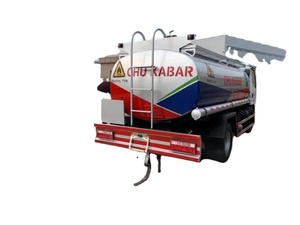 Camion-citerne Dong Feng 5,5 m³ avec pompe de distribution de carburant, mini-citerne mobile de ravitaillement en essence 4x2 - Product Image 6