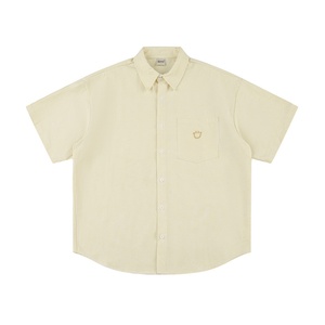 Camiseta Casual de Corte Ajustado para Hombre, Diseño Inspirado en Camisas, con Tela Transpirable Antiarrugas, Ideal para Salidas de Fin de Semana con Estilo - Product Image 1
