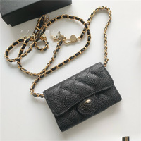 Sac de téléphone unisexe de luxe en cuir avec chaîne détachable, pochette compacte étanche à bandoulière avec lettres en relief, élégante et tendance