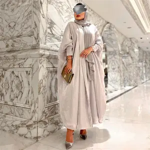 Ả Rập Dubai Thời Trang Lụa Sáng Satin Batsleeve Hồi Giáo Phụ Nữ Của Abaya Hồi Giáo Quần Áo Dân Tộc Quần Áo