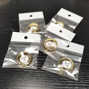 Anéis de Casamento em Carboneto de Tungstênio Banhados a Ouro para Mulheres e Homens, Tamanhos 2mm, 3mm, 4mm, 6mm, 8mm – Venda por Atacado de Fabricantes de Joias da China - Product Image 5