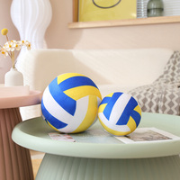 Nouvelle conception, vente chaude, adorable peluche multicolore pour enfants, ballon de volley-ball en peluche, jouet en peluche