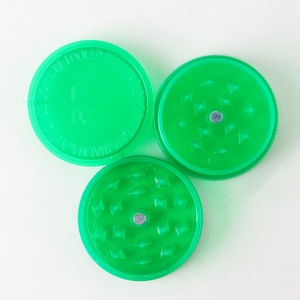 卸売カスタム60mm 3ピースプラスチックハーブグラインダー小型携帯タバコクラッシャー喫煙アクセサリー用 - Product Image 3