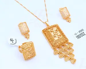 Cadeau tendance pour femmes, ensemble de collier avec pendentif en fil plaqué or, parure de bijoux pour fête de mariée