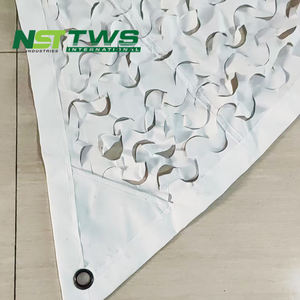 Filets de <span class=keywords><strong>camouflage</strong></span> blancs triangulaires Filet de pare-soleil renforcé Camo pour terrasses jardins - Product Image 4