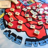 Ensemble de Mahjong de Luxe Ava Factory, Tuiles de Mahjong Américaines en Acrylique Gravées Personnalisées, Rose Nacré Porte-Bonheur pour Soirée de Jeu en Famille, Cadeau