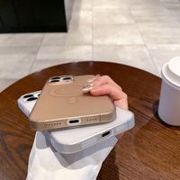 Étuis étanches pour téléphone portable pour Iphone 16 étui givré coque dure magnétique brume de glace couverture transfrontalière étui de téléphone lumineux