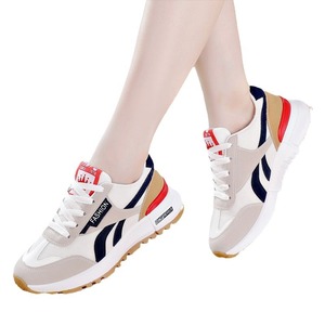Vente en gros de chaussures de course classiques de grande taille pour femmes, baskets décontractées confortables pour le printemps et l'été, antidérapantes, athlétiques <span class=keywords><strong>vintage</strong></span> - Product Image 5