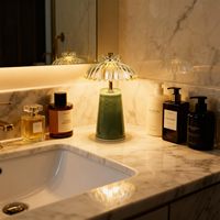 Nouvelle Lampe LED sans Fil Moderne et Élégante en Forme de Fleur, Décorative de Bureau, Ambiance Romantique, Intensité Réglable, pour Chambre, Hôtel, Armoire, Veilleuse