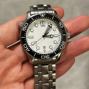 Reloj Mecánico Omega300 de Fábrica VSF/PPF al por Mayor, Acero Inoxidable 904L, Esfera de Zafiro, Movimiento 8800, 42 mm, Resistente al Agua, con Reserva de Marcha - Product Image 2