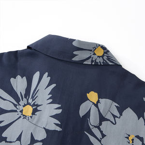 Robe décontractée élégante pour femmes, coupe trapèze, 100% coton, écologique, imprimé floral numérique, longueur genou, manches poignet - Product Image 4