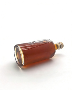 Bouteille en verre vide transparente <span class=keywords><strong>la</strong></span> <span class=keywords><strong>moins</strong></span> chère de 500 ml, 700 ml, 750 ml pour liqueur, vin, gin, whisky, <span class=keywords><strong>vodka</strong></span>, spiritueux avec bouchon en liège - Product Image 5