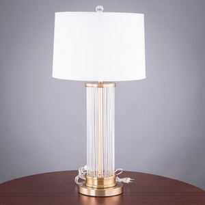 Lampe de table en verre minimaliste avec abat-jour beige, design unique, luminaire décoratif - Product Image 3