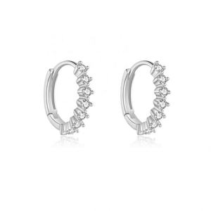 Pendientes de Aro de Latón Chapado en Oro con Incrustaciones de Diamantes en Forma de Círculo, Estilo Europeo y Americano, Más Vendidos para Mujer, Circonita, Moda, Terceros - Product Image 6