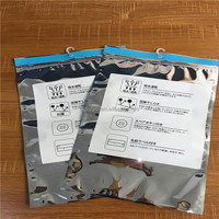 Papier d'aluminium imprimé personnalisé crochet de suspension sac de sous-vêtements ziplock cintre en plastique crochet sac pour emballage de sous-vêtements