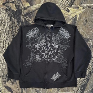 Sudadera con Capucha y Cremallera Negra Personalizada con Gráfico de Calavera, Estilo Urbano, Moda Urbana para Hombre - Product Image 1
