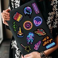 Étiquettes autocollantes personnalisées en PET holographique 3D avec logo laser pour l'emballage d'ordinateurs et de téléphones mobiles