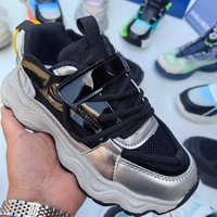 Chaussures de sport d'occasion en gros : baskets respirantes à lacets, plates et décontractées