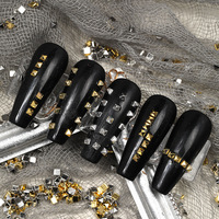 YUCAGCI YUCAGCI 9669 Breloques pour ongles en métal style punk, clous carrés 3D à pointes, décorations or et argent, très populaires