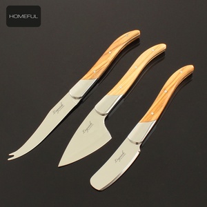 Ensemble de 3 couteaux à fromage de qualité supérieure, durables, écologiques, avec lame en acier inoxydable et manche en bois d'olivier - Product Image 2