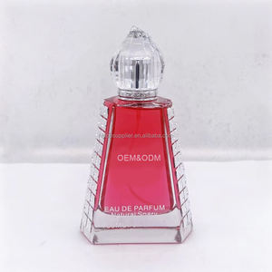 Parfum de luxe en flacon pyramidal rose |   Parfum pur d'Arabie pour femmes |   Parfum Bestseller Jeune et Élégant - Product Image 6