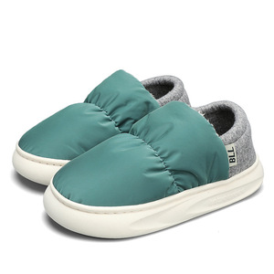 Chaussons d'intérieur en tricot avec doublure en peluche, semelle extérieure en EVA, bout rond, chaussures d'hiver confortables à enfiler pour hommes et femmes - Product Image 5