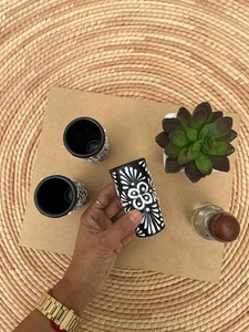 Verres à liqueur de tequila personnalisés de 2 oz tasse en céramique peinte à la main avec des cadeaux de conception de poterie mexicaine Talavera pour les amis - Product Image 3