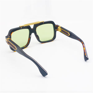 Мужские солнцезащитные очки в оправе - Product Image 4