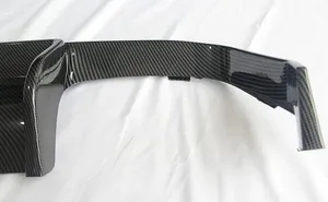 Pour M3 F80 M4 F82 2015 2016 2017-2020 Spoiler de pare-chocs arrière Diffuseur avec/sans éclairage Protection inférieure Accessoires auto Style V - Product Image 3