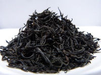 Thé noir chinois Lapsang souchong de la montagne Wuyi Thé noir traditionnel chinois