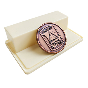 Moneda Conmemorativa de la Serie Personalizada del Fabricante con Logotipo en Relieve 3D, Metal de Aleación de Zinc Bronce Antiguo con Acabado de Latón - Product Image 6