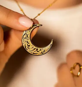 Trend Stainless Steel Exquisite Moon Pendant Arabic Islamic Quran Retro Islamic Necklace